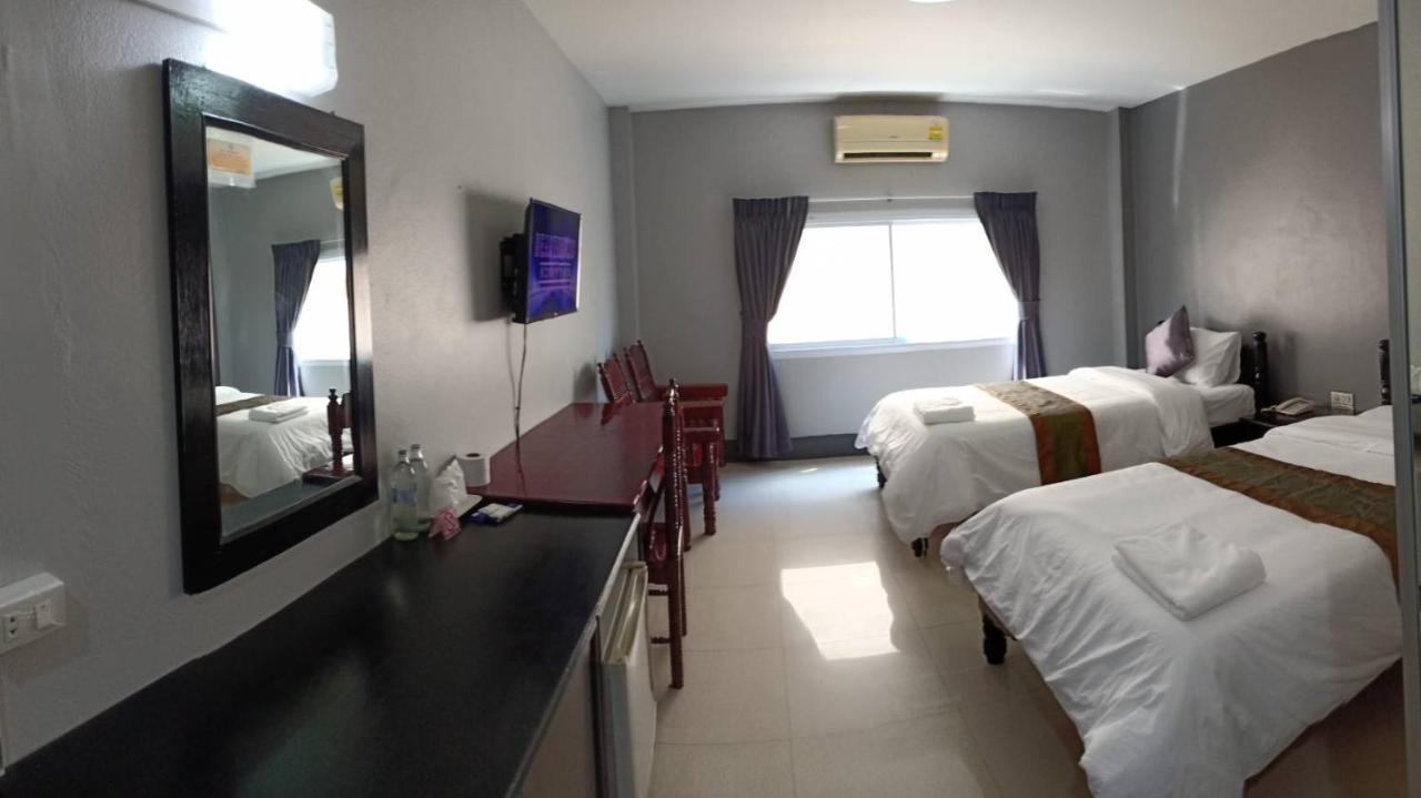 מוקדהאן Submukda Phoomplace Hotel מראה חיצוני תמונה