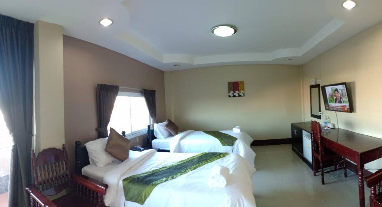 מוקדהאן Submukda Phoomplace Hotel מראה חיצוני תמונה