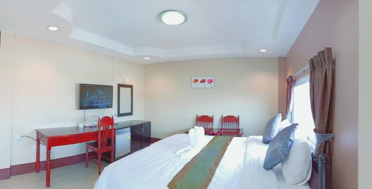 מוקדהאן Submukda Phoomplace Hotel מראה חיצוני תמונה
