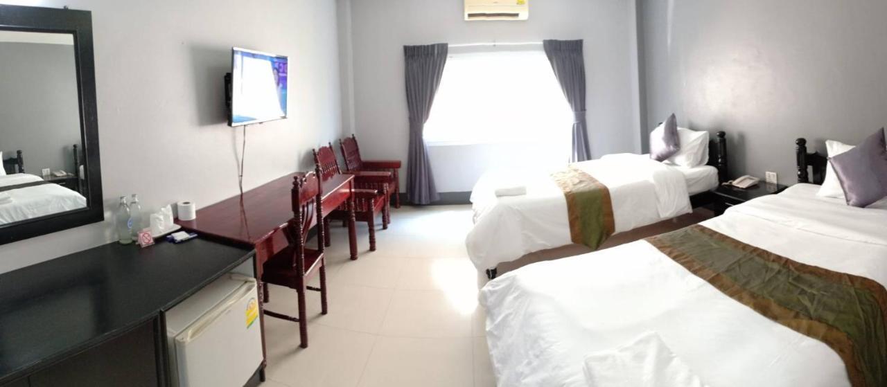 מוקדהאן Submukda Phoomplace Hotel מראה חיצוני תמונה