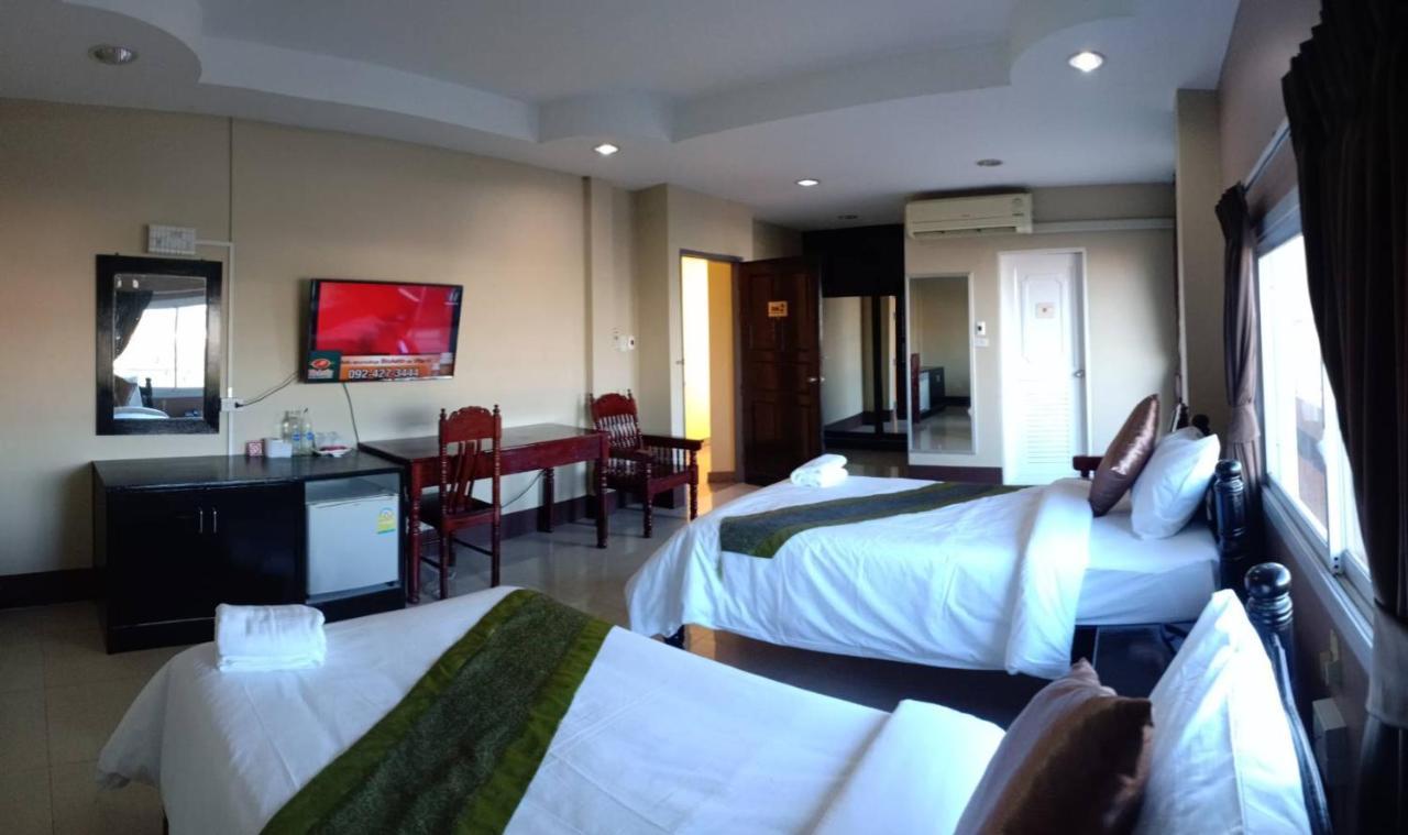 מוקדהאן Submukda Phoomplace Hotel מראה חיצוני תמונה