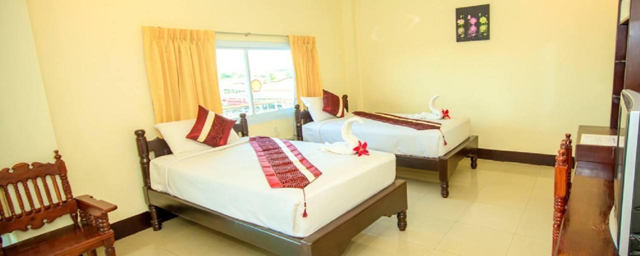 מוקדהאן Submukda Phoomplace Hotel מראה חיצוני תמונה