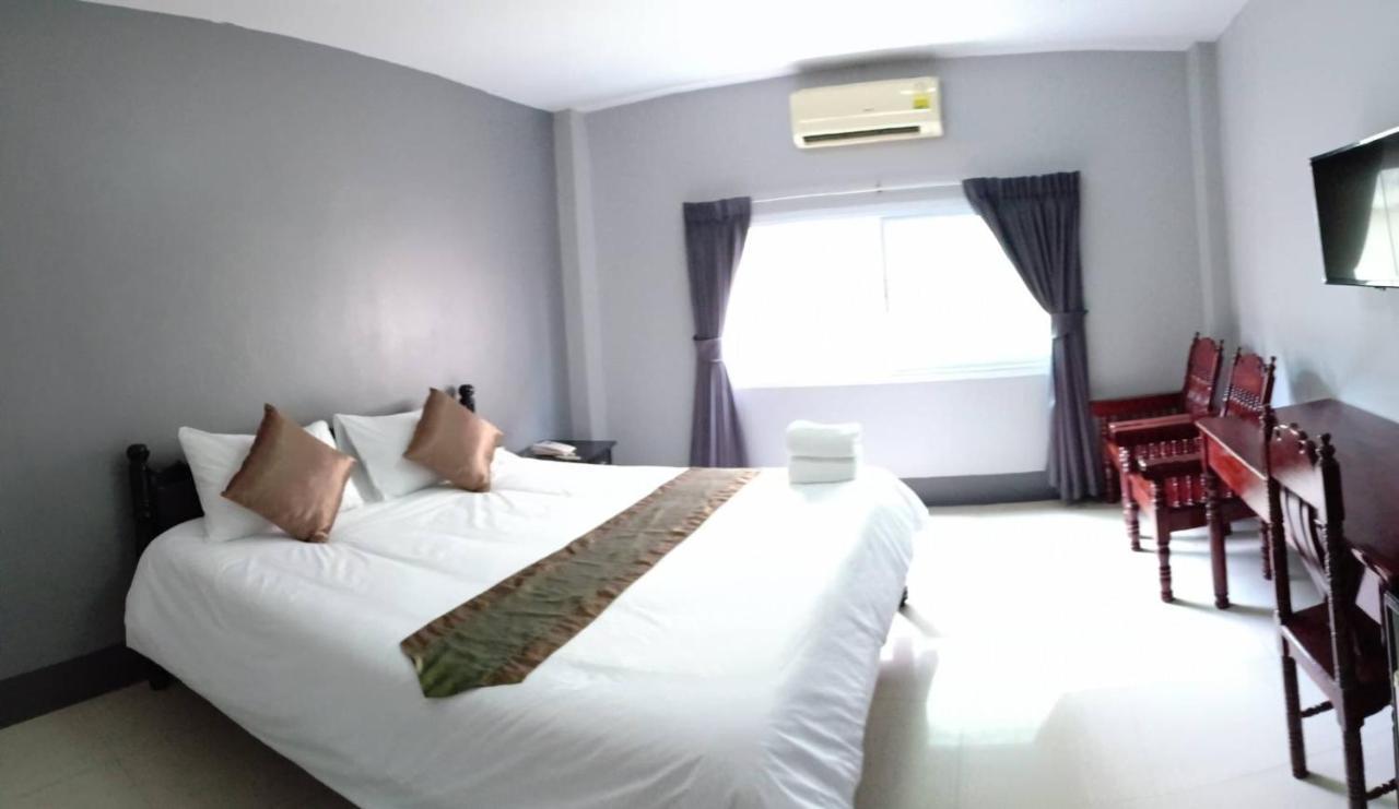 מוקדהאן Submukda Phoomplace Hotel מראה חיצוני תמונה